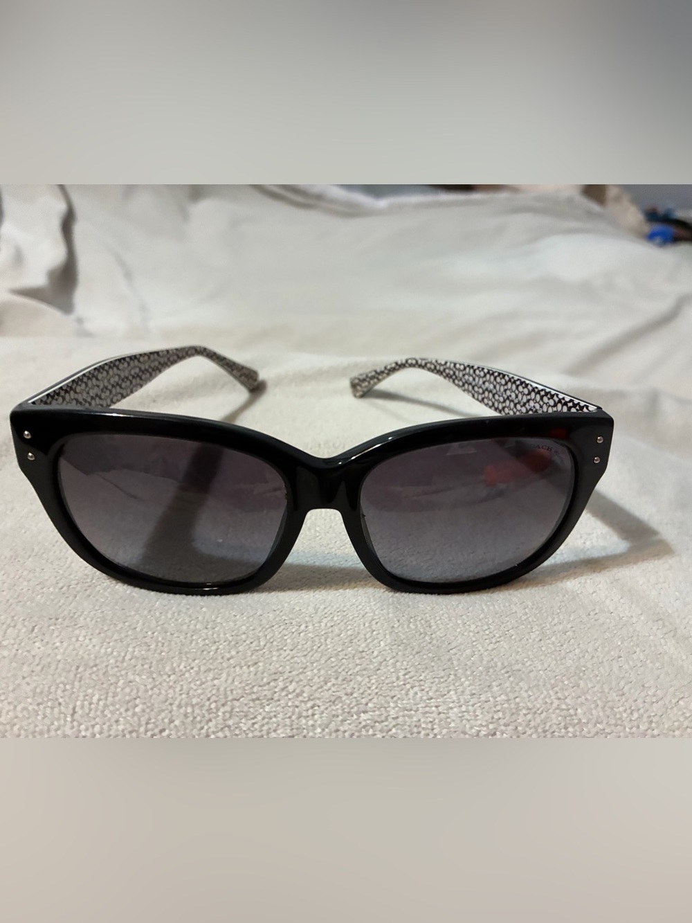 Coach Women’s  Black Sunglasses with Patterned Temples and Coach Case - Picture 4 of 5